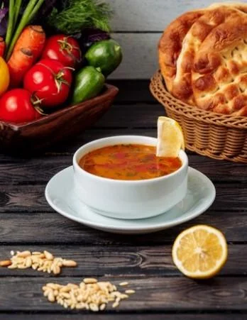 Hot chicken soup for clearing phlegm from throat and chest