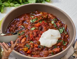 5 ingredient vegetarian chili slow cooker